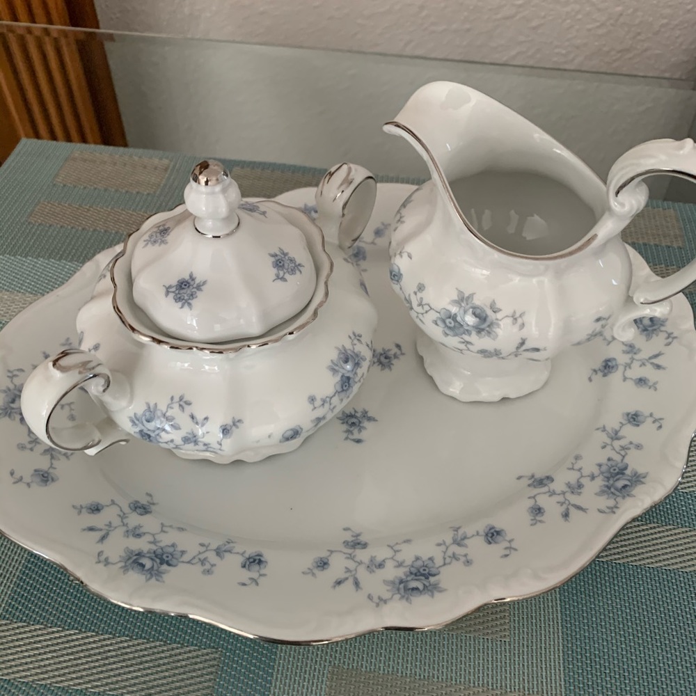 Bavaria Germany sugar& milk saucer set